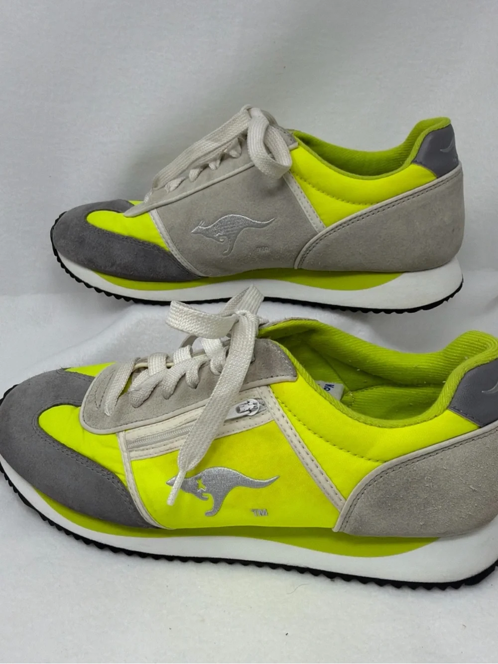 Vintage Y2K kangaROOS Neon Yellow & Gray Men’s Shoes Size 10